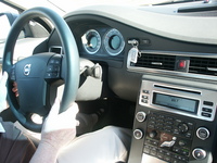 2007 Volvo S80 (select to view enlarged photo)