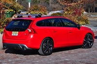 2015.5 Volvo V60 T6
    R-Design (select to view enlarged photo)