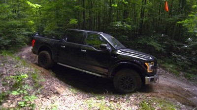 ford f-150 raptor (select to view enlarged photo)