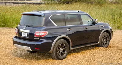 2017 Nissan Armada  (select to view enlarged photo)