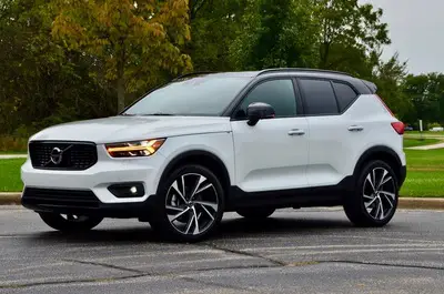 2019 Volvo XC40 Entry Luxury SUV Review (select to view enlarged photo)