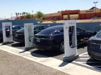 Ford and GM Adopts Tesla Charging Network Sets Stage for Battle about Fast-Charging Standard