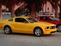 2005 Chicago Auto Show: MotorWeek Names Ford Mustang 2005 Best of the Year