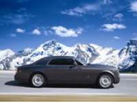 New Rolls-Royce Phantom Coupe Previewed