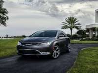 2015 Chicago Auto Show - 2015 Chrysler 200 Named Midwest Automotive Media Association's "Family Vehicle of the Year"