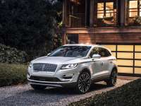2019 Lincoln MKC: Small SUV Amps Up Style, Connectivity To Stand Out From The Crowd +VIDEO
