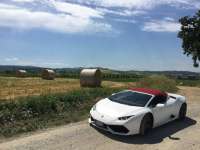 Italian Super-car Road-trip - A Lamborghini Huracán Delight