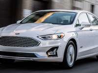 2019 Ford Fusion Platinum Energi Plug In Hybrid Review By John Heilig - It's E15 Approved
