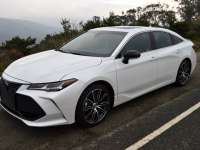 2019 Toyota Avalon Touring Review by David Colman +VIDEO - It's E15 Approved