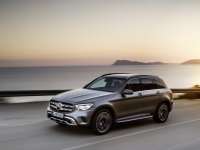 Auto Channel Exclusive: 2019 Mercedes-Benz GLC 4Matic EQ Review by Andrew Frankl