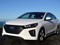 2019 Hyundai Ioniq Plug-In Hybrid Limited Review by David COLMAN - It's E15 Approved +VIDEO