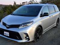2020 Toyota Sienna SS Premium FWD - Official Review by David Colman
