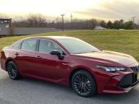 2020 Toyota Avalon Hybrid XSE Review by John Helig