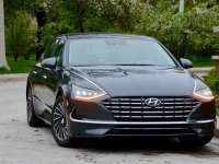 2020 Hyundai Sonata Hybrid Review By Larry Nutson