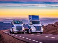 Kenworth and Peterbilt Zero Emissions Trucks Summit 14,115-Foot Pikes Peak; First Class 8 Electric Vehicles to Achieve Landmark Milestone